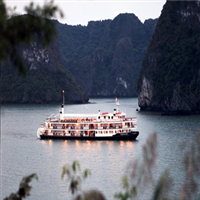 2 Tage • Emeraude Classic Cruises: Hanoi & Halong - Nord Vietnam